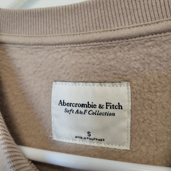 Abercrombie & Fitch | CARBS Vintage Sunday Crew Sweatshirt - Picture 3 of 5